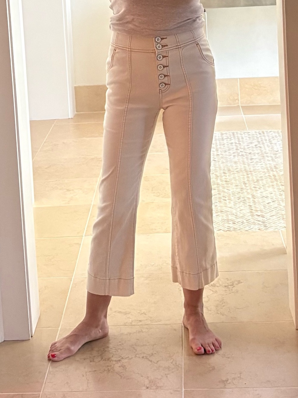 🔥HP🔥Ulla Johnson Ellis Pants, High -Rise, Button-Front Crop Jeans in Cream, Sz 4 - Picture 7 of 7